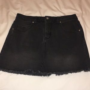 Black mini skirt